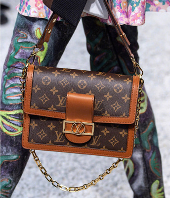 LV官网当下最火最难买的腰包揭秘与真假辨别全攻略